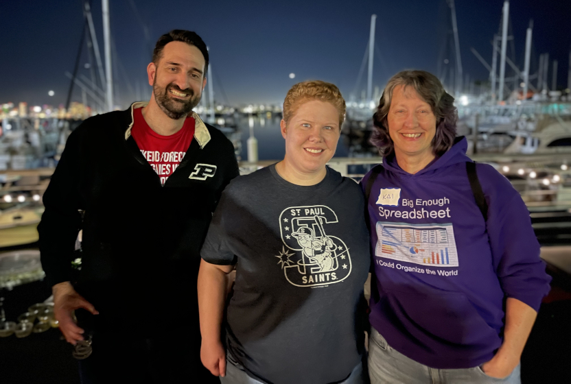 Liz Davidson (center) with Russ Wetli and Kai Jensen at SDHistCon Summit 2024.